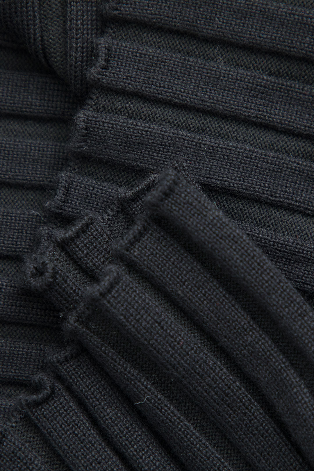 V-Neck Frayed Hem Rib Knit Long Sleeve Maxi Dress - Y2K Aesthetic Fashion Essential V-Neck Frayed Hem Rib Knit Long Sleeve Maxi Dress - Y2K Aesthetic Fashion Essential