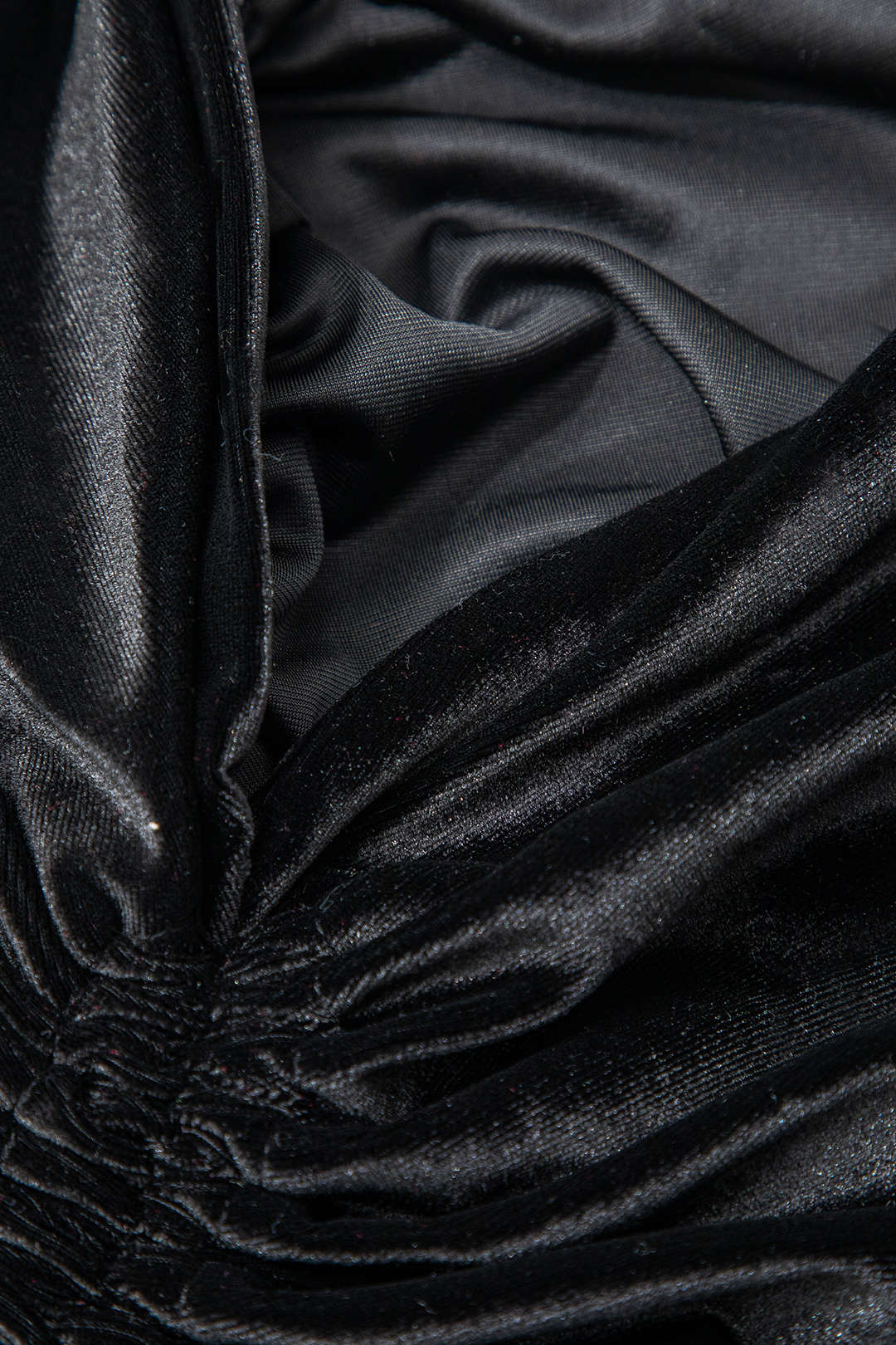 V-Neck Ruched Velvet Midi Dress with Drawstring Long Sleeves for Y2K Aesthetic Style V-Neck Ruched Velvet Midi Dress with Drawstring Long Sleeves for Y2K Aesthetic Style