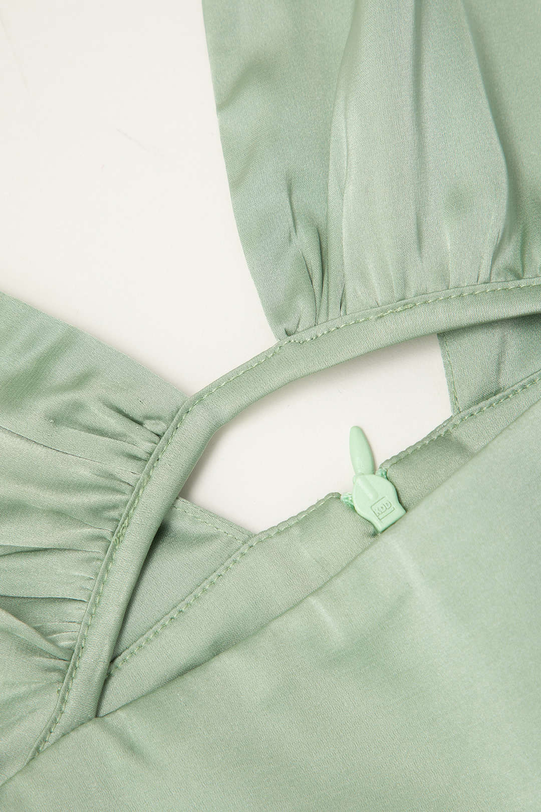 V-neck Satin Tie Back Sleeveless Maxi Dress - Elegant Y2K Aesthetic Evening Gown V-neck Satin Tie Back Sleeveless Maxi Dress - Elegant Y2K Aesthetic Evening Gown