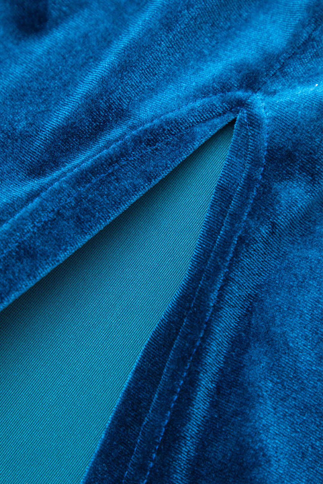 V-neck Velvet Ruched Cap Sleeve Slit Maxi Dress - Y2K Aesthetic Evening Gown for Chic Style V-neck Velvet Ruched Cap Sleeve Slit Maxi Dress - Y2K Aesthetic Evening Gown for Chic Style