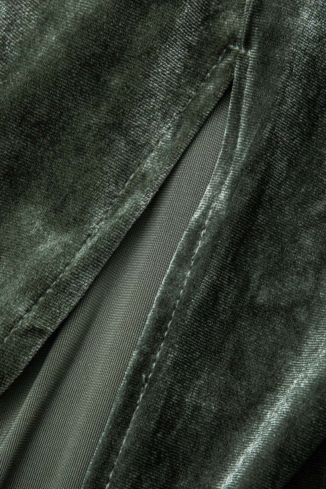 V-neck Velvet Twist Ruched Midi Dress - Y2K Aesthetic Elegant Party Dress for Chic Outfits V-neck Velvet Twist Ruched Midi Dress - Y2K Aesthetic Elegant Party Dress for Chic Outfits