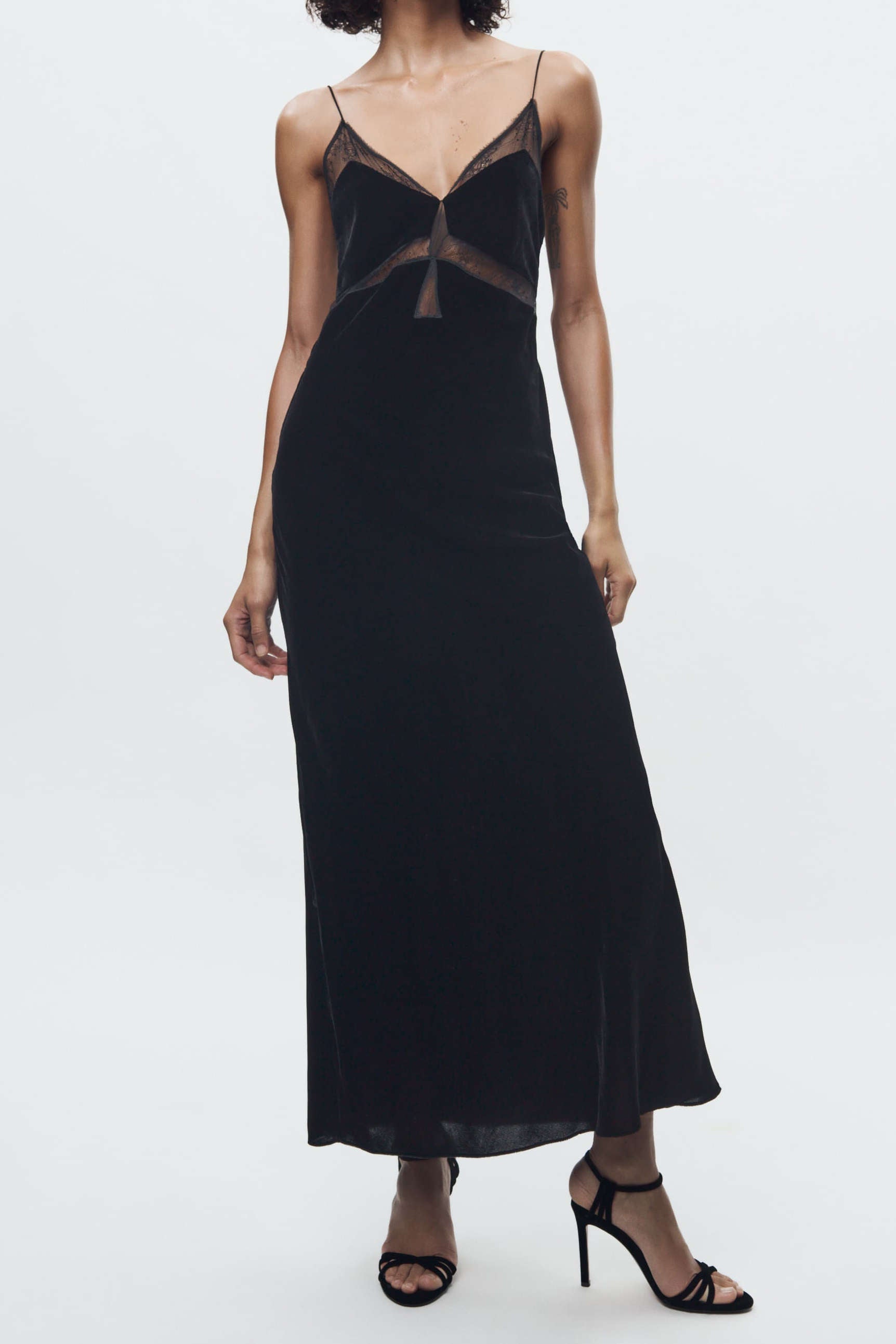 Velvet Lace Patchwork V-Neck Cami Maxi Dress - Y2K Aesthetic Elegant Evening Wear Velvet Lace Patchwork V-Neck Cami Maxi Dress - Y2K Aesthetic Elegant Evening Wear