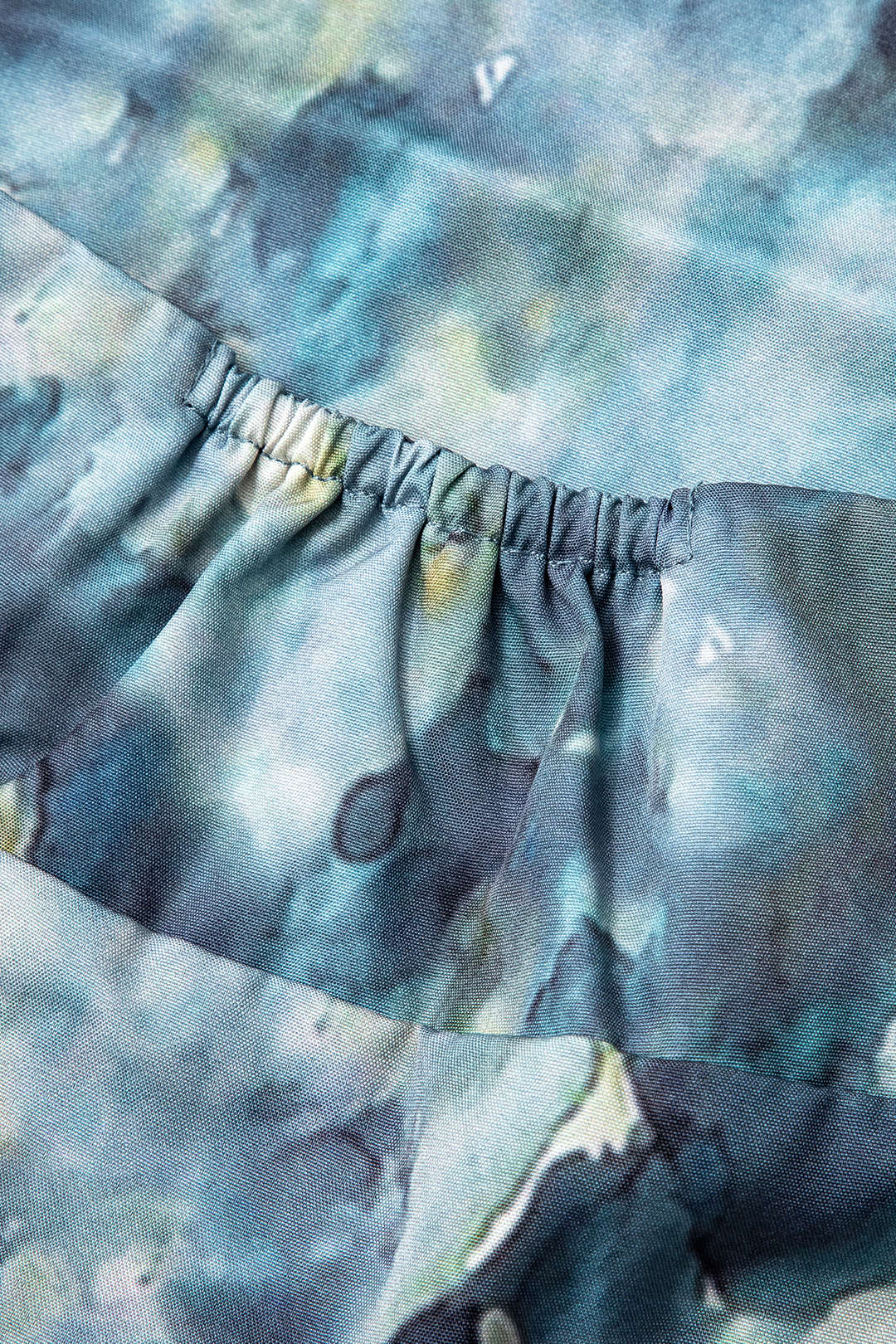 Watercolor Print Backless Maxi Dress - Y2K Aesthetic Halter Style for Effortless Elegance Watercolor Print Backless Maxi Dress - Y2K Aesthetic Halter Style for Effortless Elegance