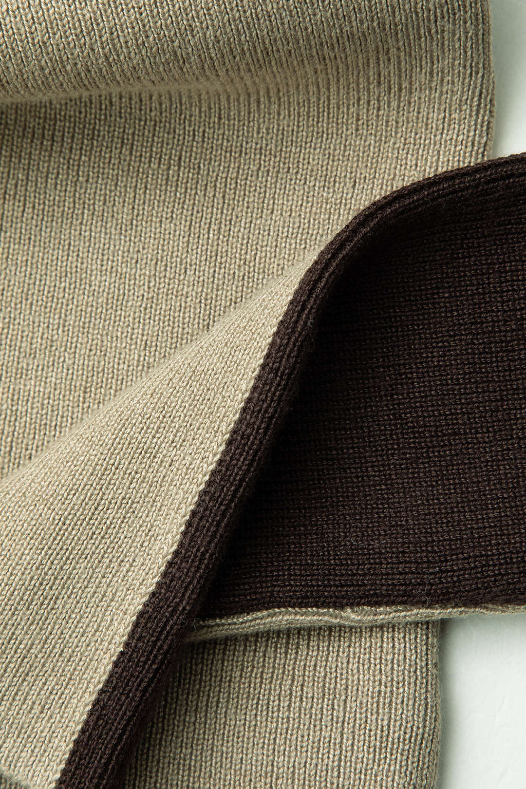 Y2K Aesthetic Contrast Mock Neck Long Sleeve Top for Trendy Grunge and Coquette Styles Y2K Aesthetic Contrast Mock Neck Long Sleeve Top for Trendy Grunge and Coquette Styles