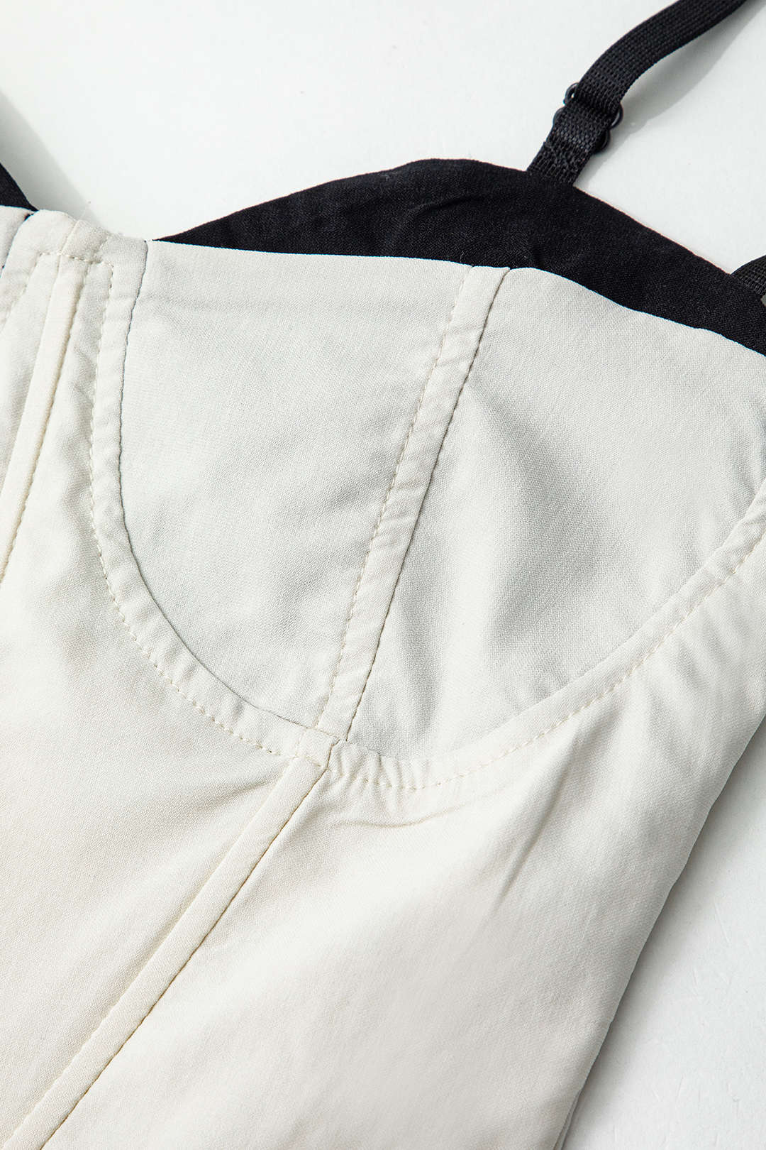 Y2K Aesthetic Contrast Strap Corset Cami Top for Trendy Coquette and Grunge Outfits Y2K Aesthetic Contrast Strap Corset Cami Top for Trendy Coquette and Grunge Outfits