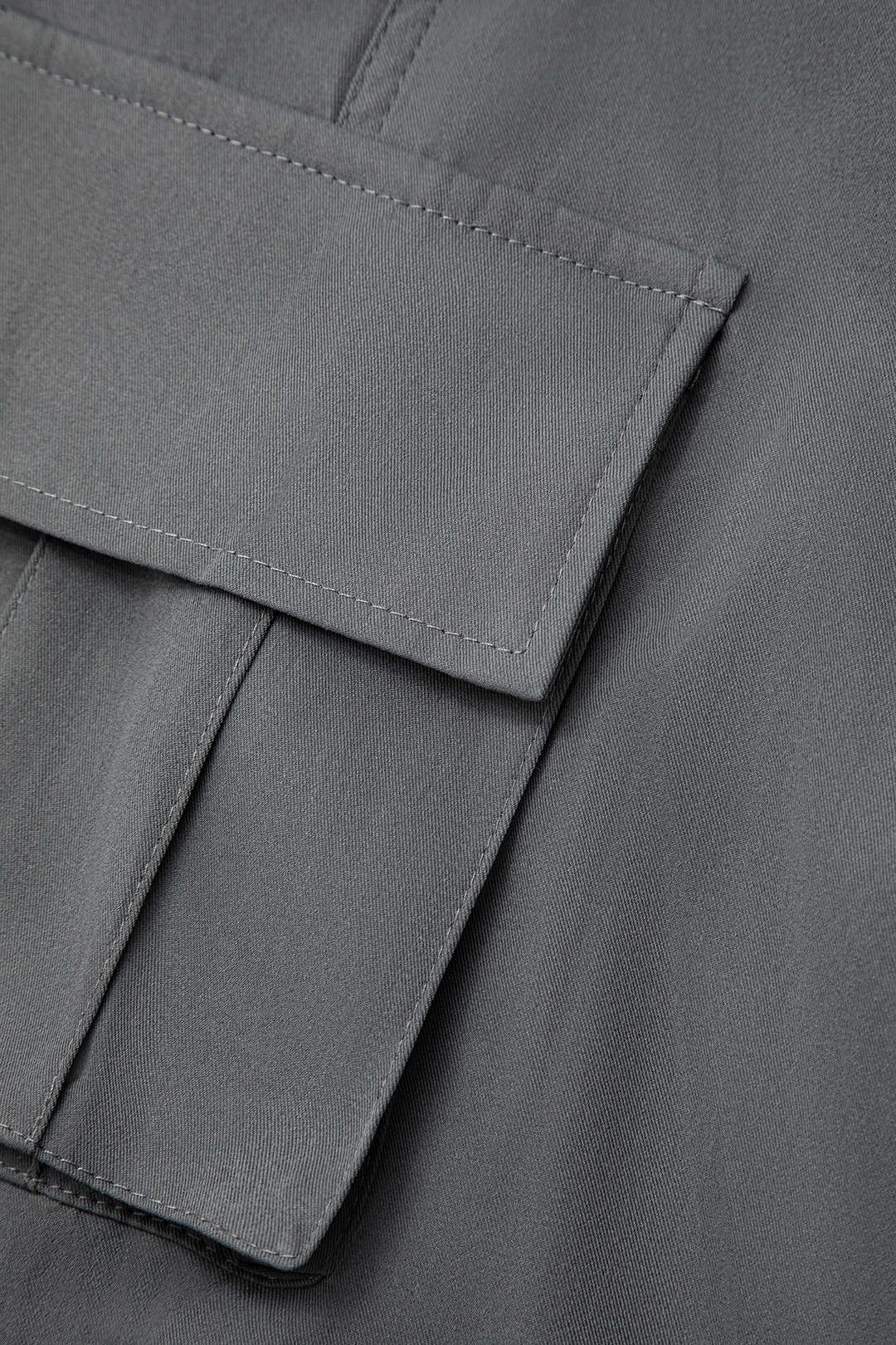 Y2K Aesthetic Elastic Zip-Up Cargo Skirt with Flap Pockets for Trendy Outfits Y2K Aesthetic Elastic Zip-Up Cargo Skirt with Flap Pockets for Trendy Outfits