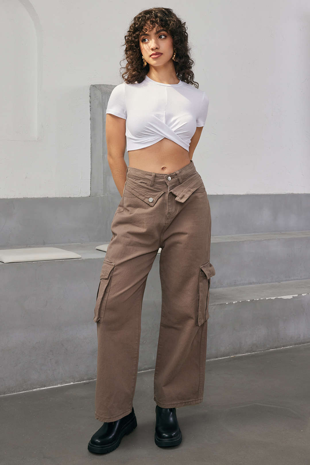 Y2K Aesthetic Foldover Waist Flap Pocket Straight Leg Cargo Jeans for Trendy Outfits Y2K Aesthetic Foldover Waist Flap Pocket Straight Leg Cargo Jeans for Trendy Outfits