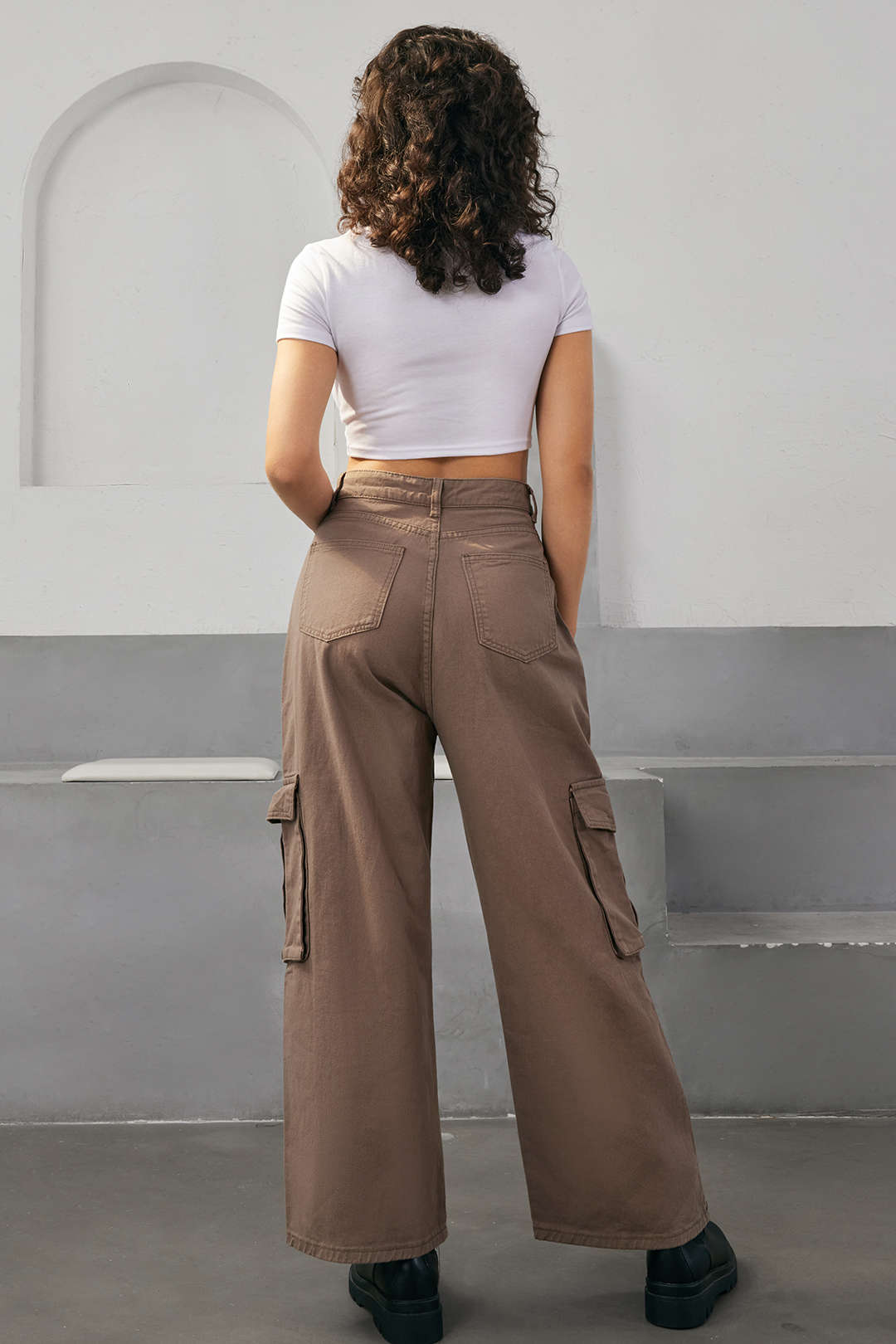 Y2K Aesthetic Foldover Waist Flap Pocket Straight Leg Cargo Jeans for Trendy Outfits Y2K Aesthetic Foldover Waist Flap Pocket Straight Leg Cargo Jeans for Trendy Outfits