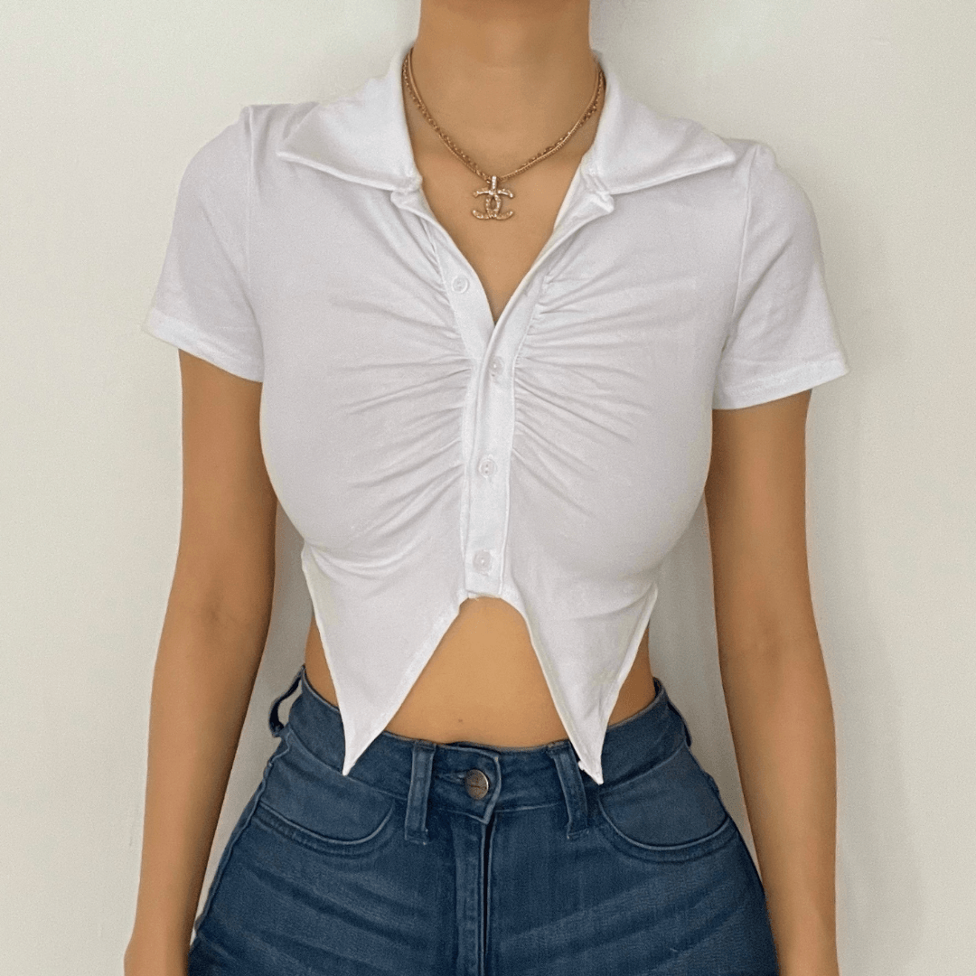 Y2K Aesthetic Turnover Collar Buttoned Solid Crop Top for Trendy Coquette Style Y2K Aesthetic Turnover Collar Buttoned Solid Crop Top for Trendy Coquette Style