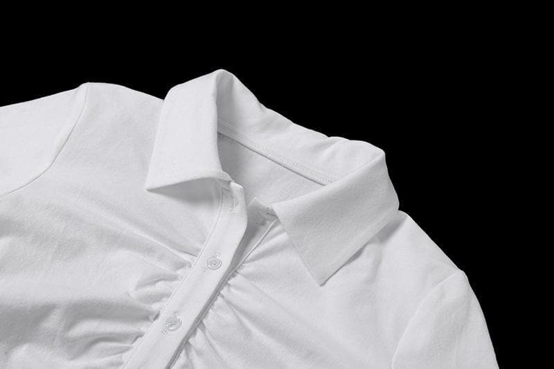 Y2K Aesthetic Turnover Collar Buttoned Solid Crop Top for Trendy Coquette Style Y2K Aesthetic Turnover Collar Buttoned Solid Crop Top for Trendy Coquette Style