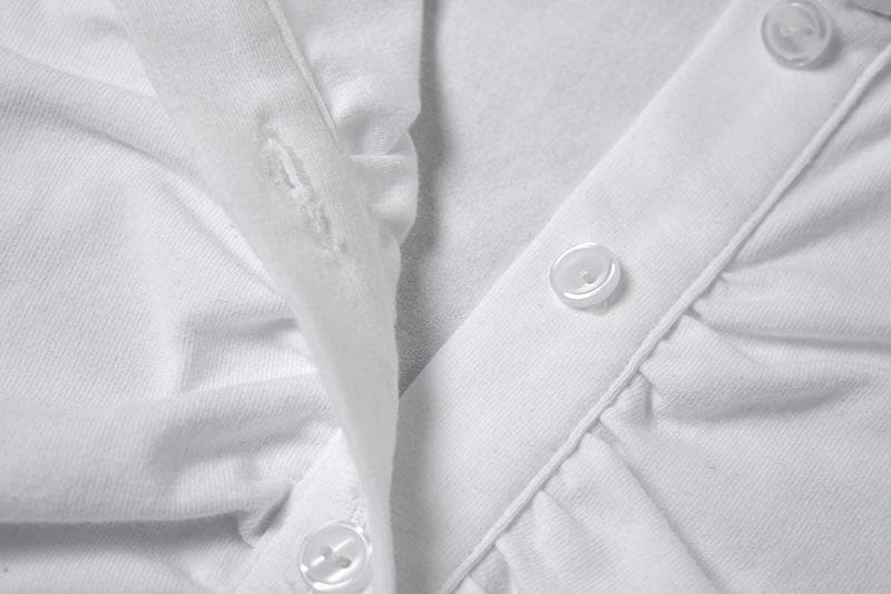 Y2K Aesthetic Turnover Collar Buttoned Solid Crop Top for Trendy Coquette Style Y2K Aesthetic Turnover Collar Buttoned Solid Crop Top for Trendy Coquette Style