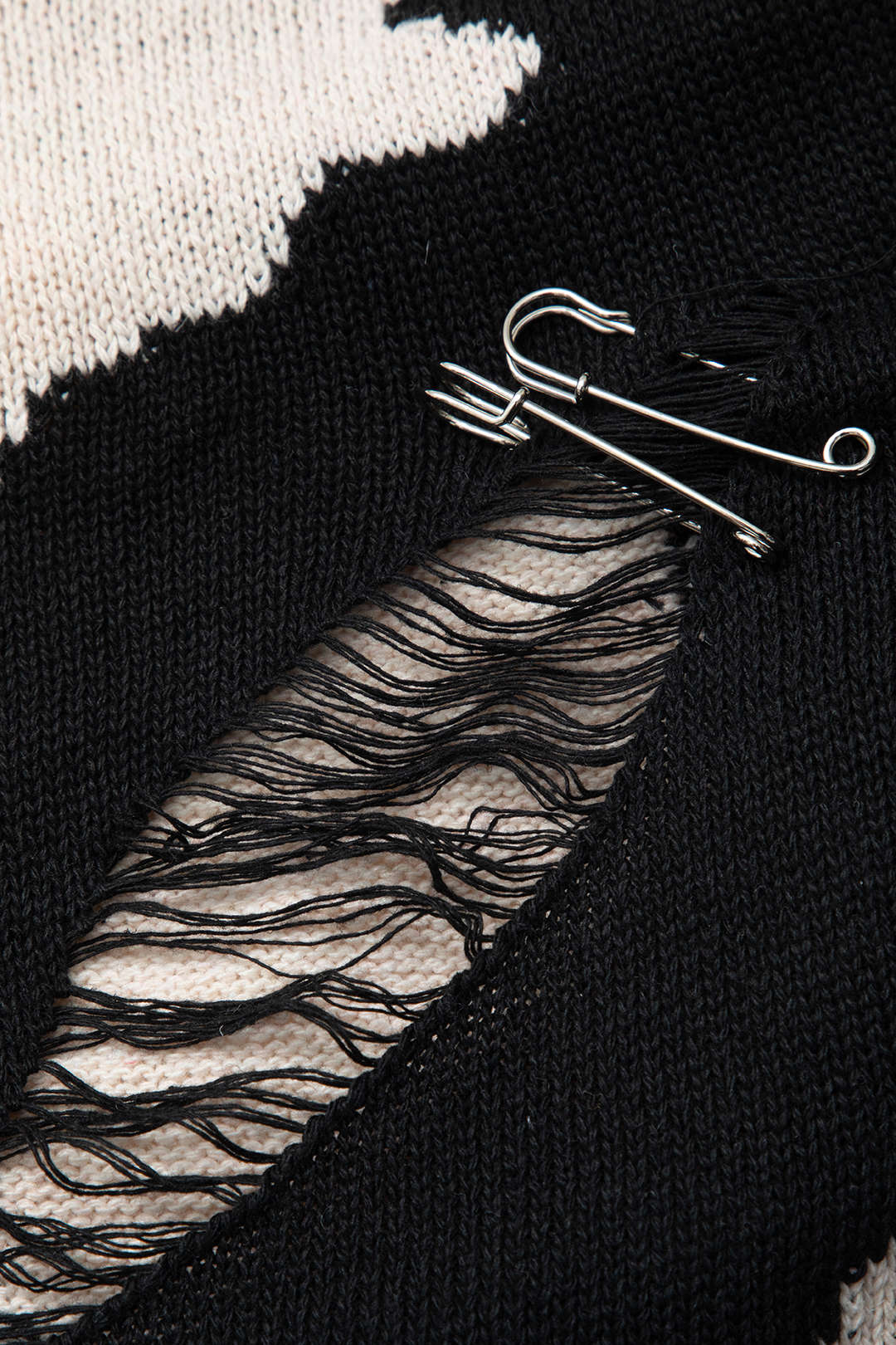 Y2K Fashion Clock Block Pin Detail Destroyed Knit Top for Trendy Aesthetic Outfits Y2K Fashion Clock Block Pin Detail Destroyed Knit Top for Trendy Aesthetic Outfits