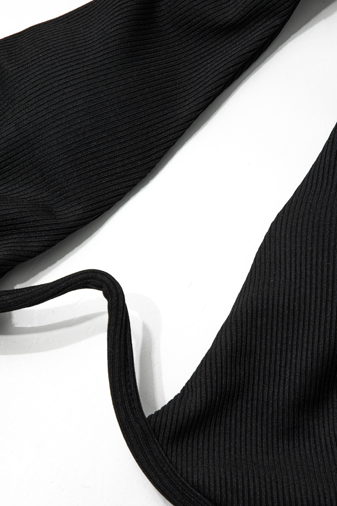 Y2K Fashion Cross Tie Halter Cut Out Bikini Set - Trendy Coquette Aesthetic Swimwear Y2K Fashion Cross Tie Halter Cut Out Bikini Set - Trendy Coquette Aesthetic Swimwear