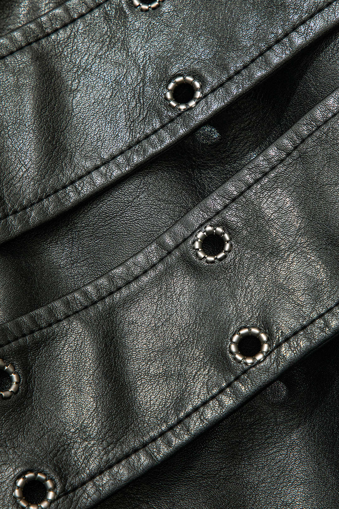 Y2K Faux Leather Zipper Mini Skirt for Grunge Aesthetic and Coquette Style Outfits Y2K Faux Leather Zipper Mini Skirt for Grunge Aesthetic and Coquette Style Outfits