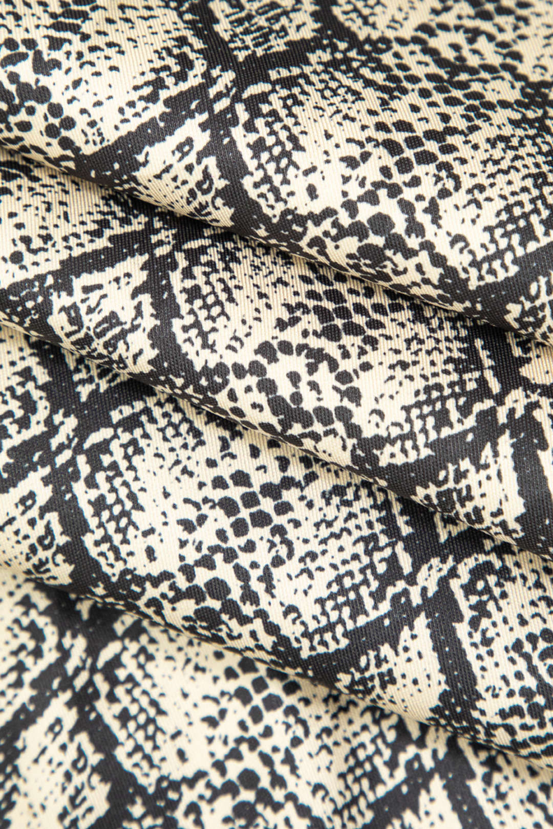 Y2K Snakeskin Print Flared Leg Pants for Trendy Aesthetic Outfits and Grunge Style Y2K Snakeskin Print Flared Leg Pants for Trendy Aesthetic Outfits and Grunge Style