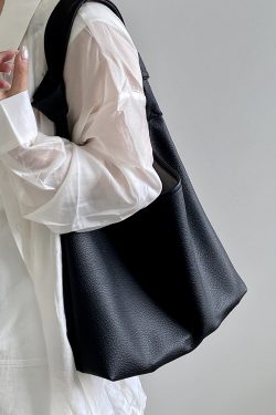 2023 Women's Retro Large Capacity Tote Bag - Stylish Handheld & Shoulder Bag for Commuting and Classes