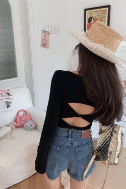 2024 Early Spring American Style Sexy U-Neck Avocado Green Tight Stretchy T-Shirt - Trendy Y2K Fashion Staple