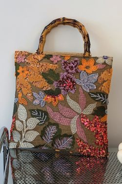 2025 Autumn Fashion Chinese-Style Handbag for Women, Embroidered Small Square Shoulder Bag with High-End Feel