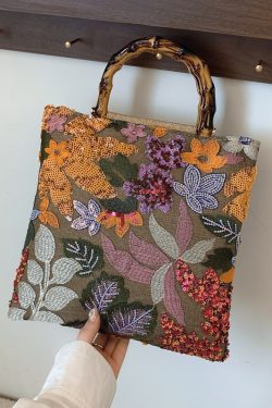 2025 Autumn Fashion Chinese-Style Handbag for Women, Embroidered Small Square Shoulder Bag with High-End Feel