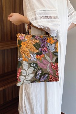 2025 Autumn Fashion Chinese-Style Handbag for Women, Embroidered Small Square Shoulder Bag with High-End Feel