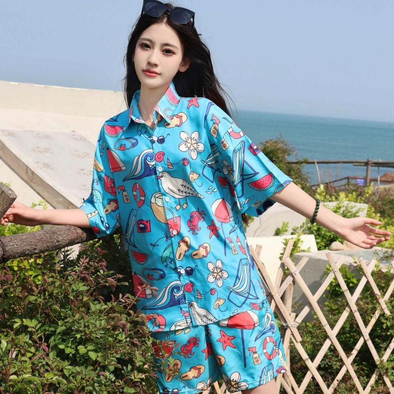 2025 Floral Short Sleeve Shirt for Girls - Unique Cartoon Hawaiian Vacation Top - Trendy Beachwear 2025 Floral Short Sleeve Shirt for Girls - Unique Cartoon Hawaiian Vacation Top - Trendy Beachwear