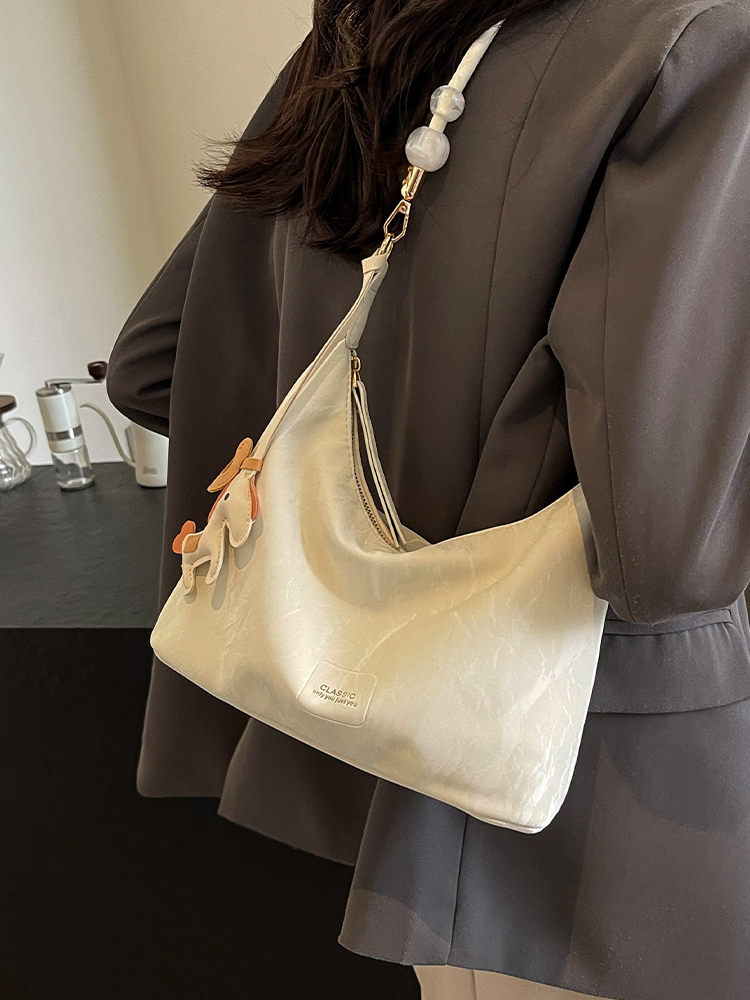 2025 High-End Designer Handbag for Women - Fashionable Hand-Held, Single Shoulder, and Crossbody Bag 2025 High-End Designer Handbag for Women - Fashionable Hand-Held, Single Shoulder, and Crossbody Bag