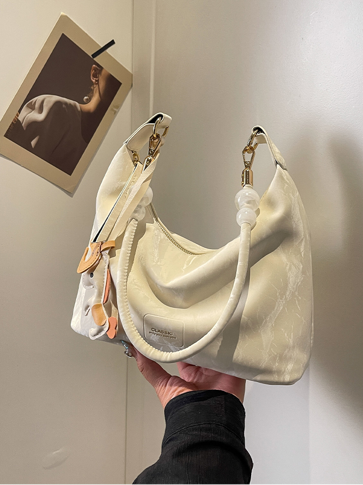 2025 High-End Designer Handbag for Women - Fashionable Hand-Held, Single Shoulder, and Crossbody Bag 2025 High-End Designer Handbag for Women - Fashionable Hand-Held, Single Shoulder, and Crossbody Bag