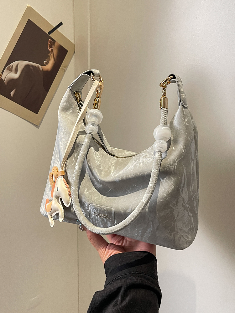 2025 High-End Designer Handbag for Women - Fashionable Hand-Held, Single Shoulder, and Crossbody Bag 2025 High-End Designer Handbag for Women - Fashionable Hand-Held, Single Shoulder, and Crossbody Bag