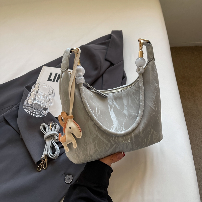 2025 High-End Designer Handbag for Women - Fashionable Hand-Held, Single Shoulder, and Crossbody Bag 2025 High-End Designer Handbag for Women - Fashionable Hand-Held, Single Shoulder, and Crossbody Bag