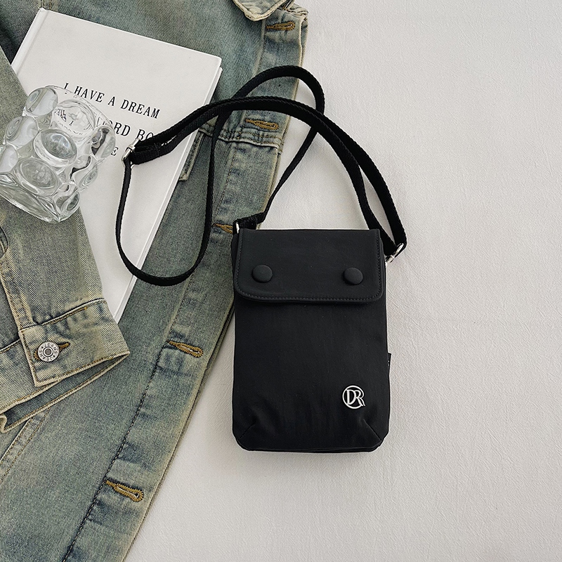 2025 Minimalist Nylon Crossbody Bag for Women - Casual Summer Small Phone Bag 2025 Minimalist Nylon Crossbody Bag for Women - Casual Summer Small Phone Bag