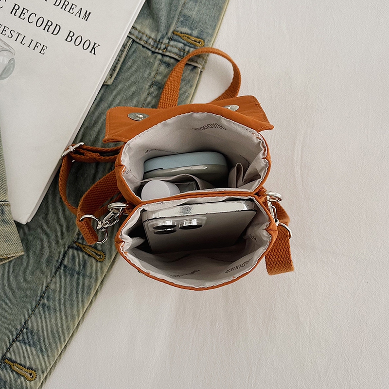 2025 Minimalist Nylon Crossbody Bag for Women - Casual Summer Small Phone Bag 2025 Minimalist Nylon Crossbody Bag for Women - Casual Summer Small Phone Bag