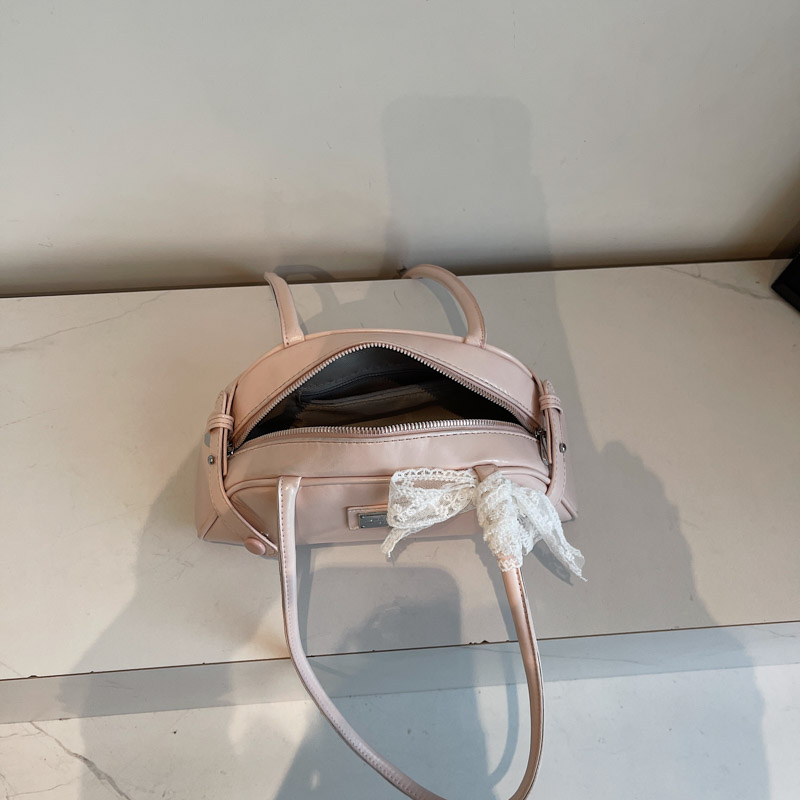 2025 New Korean Style High-End Dumpling Bag for Women - Spring & Summer Fresh Fashion Shoulder Handbag 2025 New Korean Style High-End Dumpling Bag for Women - Spring & Summer Fresh Fashion Shoulder Handbag