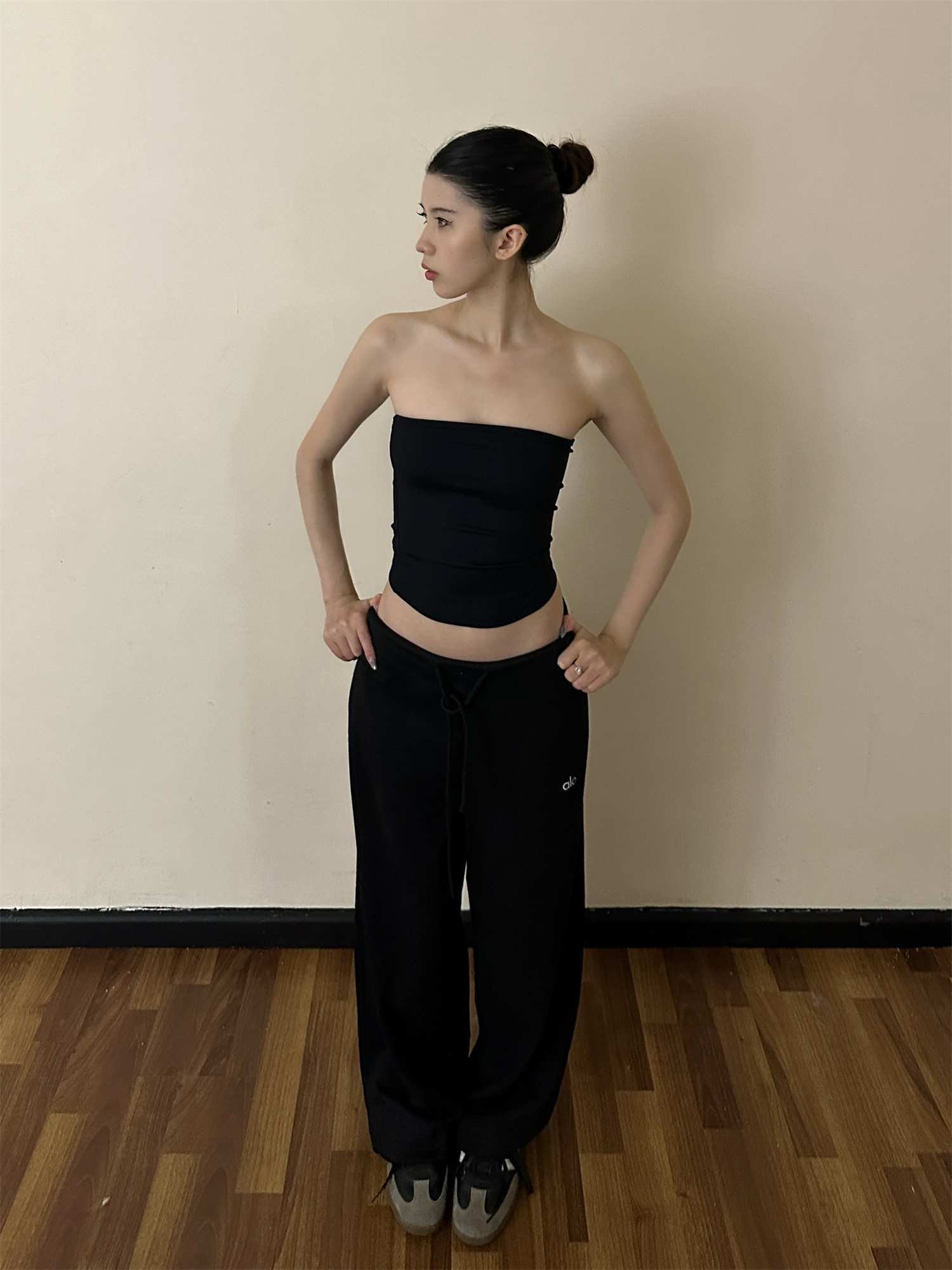 2025 New Style Pure Desire Sexy Fitness Elastic Tube Top Bustier for Women – Vacation Ready Base Layer Top 2025 New Style Pure Desire Sexy Fitness Elastic Tube Top Bustier for Women – Vacation Ready Base Layer Top