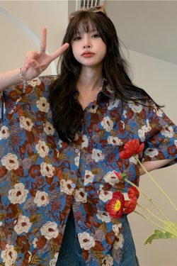 2025 Retro Hong Kong Style Loose Floral Short Sleeve Shirt for Women - Hawaiian Vacation Beach Wear