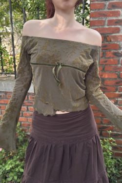 2025 Spring Women's Velvet Asymmetrical Long Sleeve T-Shirt with Dark Pattern - Gentle Temperament Fashion Top