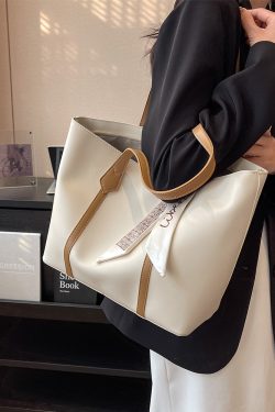 2025 Spring/Summer Women's Minimalist Large Capacity Bucket Bag - Versatile Casual Shoulder Bag for Commuters, Niche Fashion Style