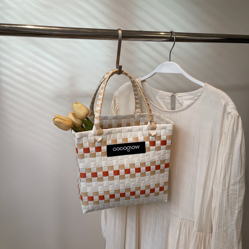 2025 Summer Fashion Woven Handheld Bag for Women - Stylish Bamboo Vegetable Basket for Beach Vacation 2025 Summer Fashion Woven Handheld Bag for Women - Stylish Bamboo Vegetable Basket for Beach Vacation