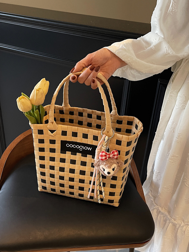 2025 Summer Fashion Woven Handheld Bag for Women - Stylish Bamboo Vegetable Basket for Beach Vacation 2025 Summer Fashion Woven Handheld Bag for Women - Stylish Bamboo Vegetable Basket for Beach Vacation