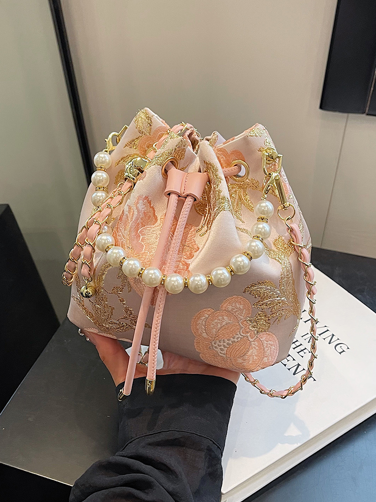 2025 Summer Handheld Pearl Bucket Bag for Women, Chinese-Style Embroidered Crossbody Bag, Niche Minimalist High-End Fashion 2025 Summer Handheld Pearl Bucket Bag for Women, Chinese-Style Embroidered Crossbody Bag, Niche Minimalist High-End Fashion