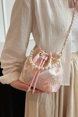 2025 Summer Handheld Pearl Bucket Bag for Women, Chinese-Style Embroidered Crossbody Bag, Niche Minimalist High-End Fashion