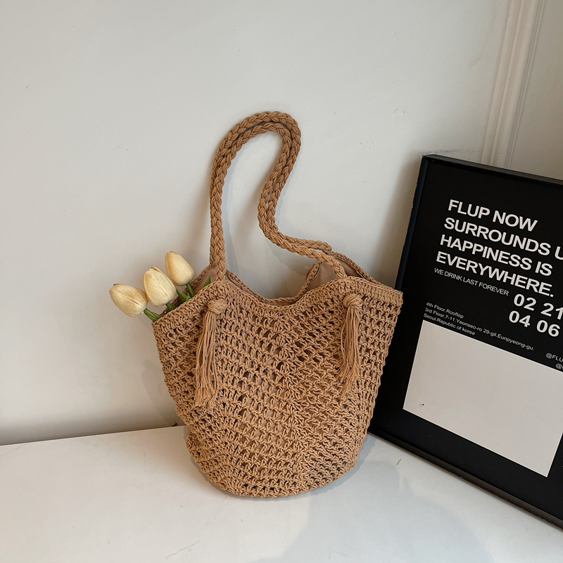 2025 Summer Handmade Knitted Shoulder Bag for Women - Woven Yarn Beach & Travel Bag in Trendy Fashion 2025 Summer Handmade Knitted Shoulder Bag for Women - Woven Yarn Beach & Travel Bag in Trendy Fashion