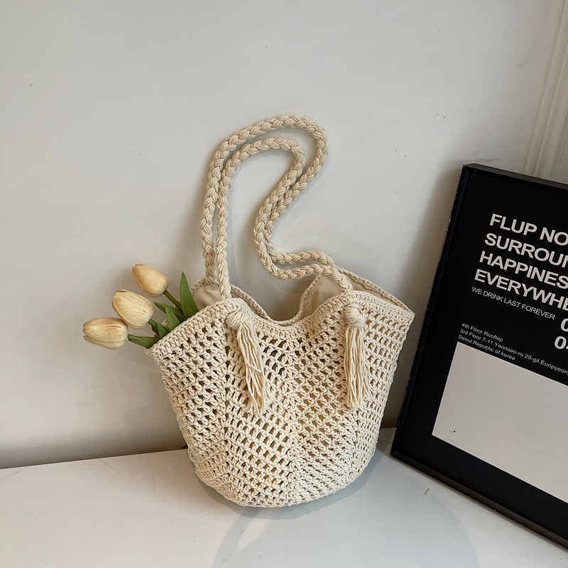 2025 Summer Handmade Knitted Shoulder Bag for Women - Woven Yarn Beach & Travel Bag in Trendy Fashion 2025 Summer Handmade Knitted Shoulder Bag for Women - Woven Yarn Beach & Travel Bag in Trendy Fashion