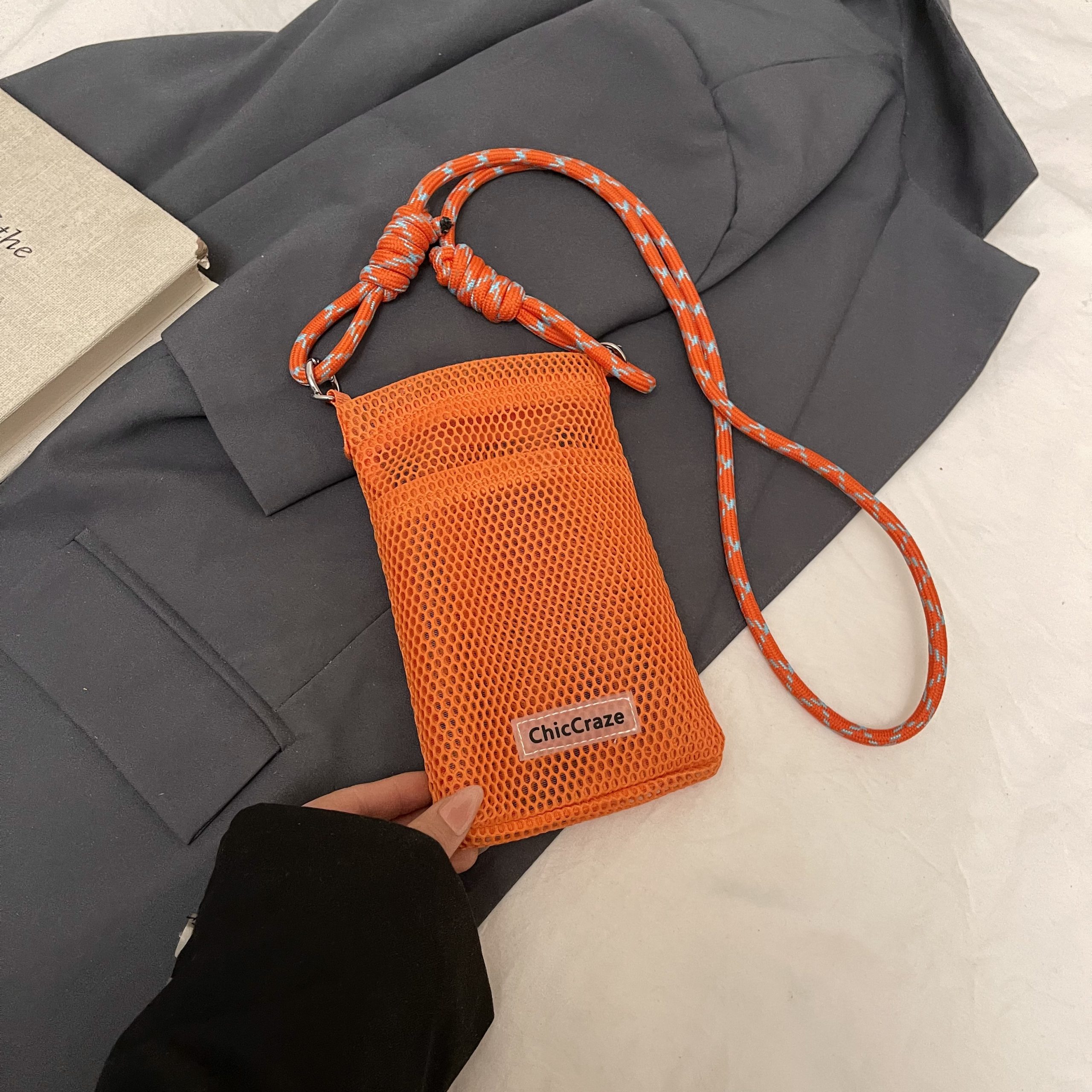 2025 Summer High-End Lightweight Color-Blocking Mini Crossbody Bag for Women - Stylish Zipper Phone Bag 2025 Summer High-End Lightweight Color-Blocking Mini Crossbody Bag for Women - Stylish Zipper Phone Bag