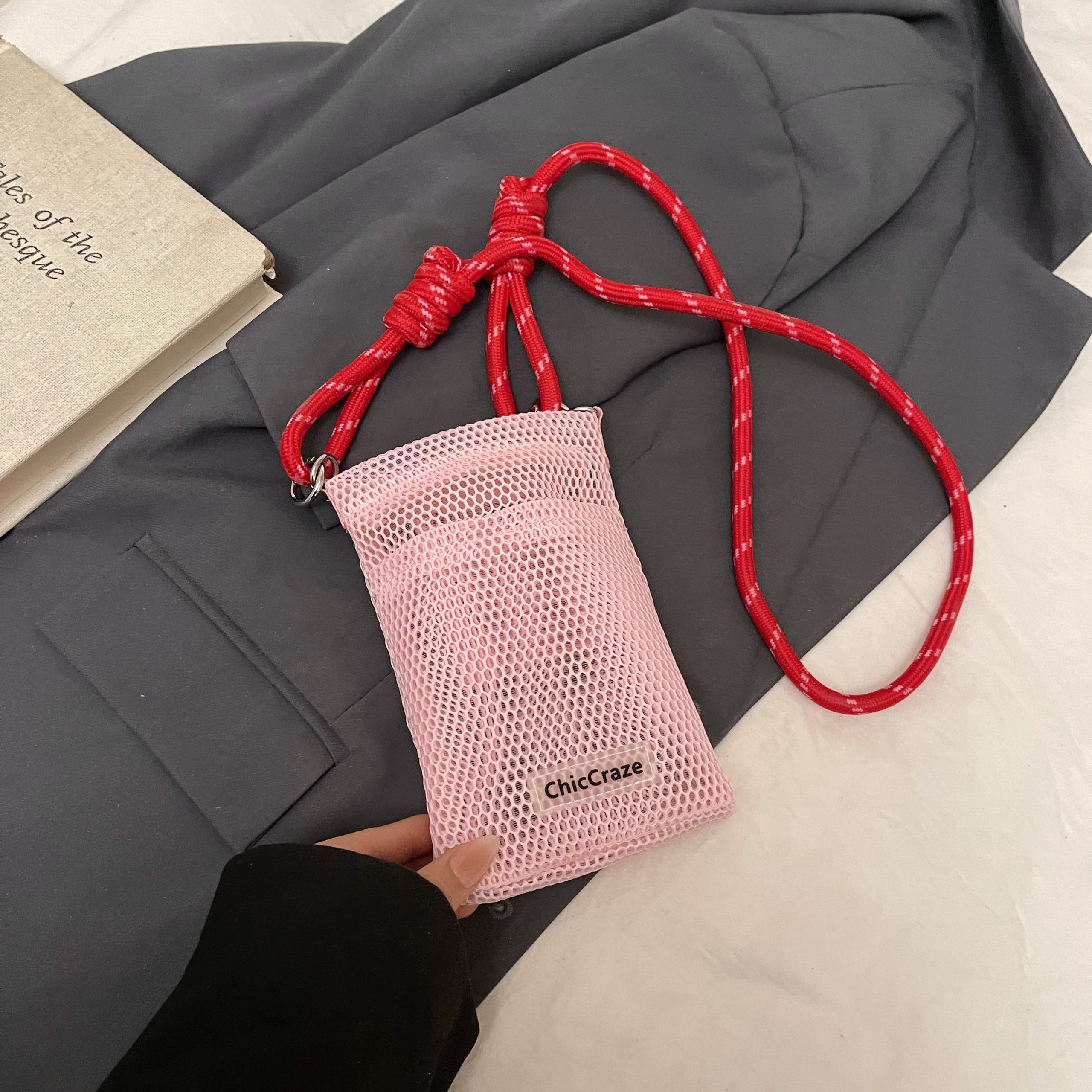 2025 Summer High-End Lightweight Color-Blocking Mini Crossbody Bag for Women - Stylish Zipper Phone Bag 2025 Summer High-End Lightweight Color-Blocking Mini Crossbody Bag for Women - Stylish Zipper Phone Bag
