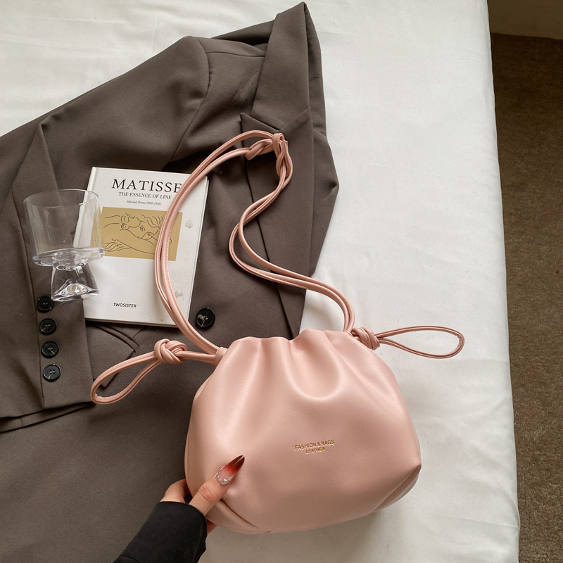 2025 Summer High-End Pleated Bucket Bag for Women - Stylish Shoulder Crossbody Phone Bag 2025 Summer High-End Pleated Bucket Bag for Women - Stylish Shoulder Crossbody Phone Bag