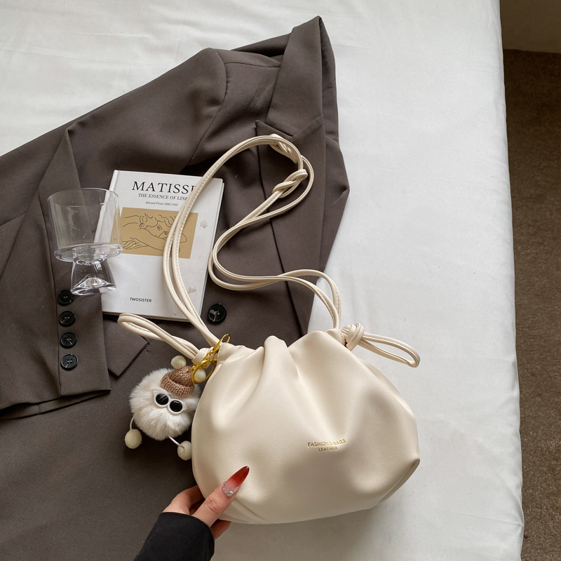 2025 Summer High-End Pleated Bucket Bag for Women - Stylish Shoulder Crossbody Phone Bag 2025 Summer High-End Pleated Bucket Bag for Women - Stylish Shoulder Crossbody Phone Bag