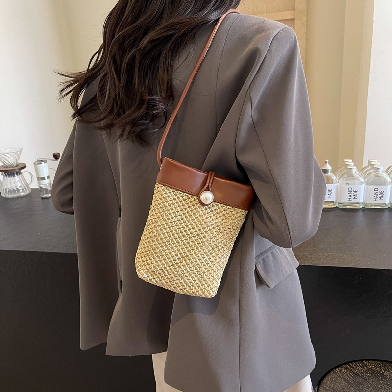 2025 Summer Lightweight Woven Mini Straw Bag for Women, Small Phone Crossbody Bag, Trendy and Stylish Accessory 2025 Summer Lightweight Woven Mini Straw Bag for Women, Small Phone Crossbody Bag, Trendy and Stylish Accessory