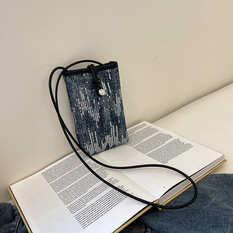 2025 Summer Mini Handbag for Women - Versatile High-End Crossbody Bag in National Style for Phones and Essentials 2025 Summer Mini Handbag for Women - Versatile High-End Crossbody Bag in National Style for Phones and Essentials