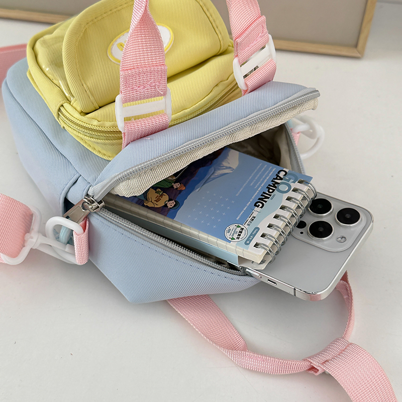 2025 Summer Nylon Tote Bag for Women - Lightweight Color-Blocking Crossbody Phone Bag in Trendy Dopamine Colors 2025 Summer Nylon Tote Bag for Women - Lightweight Color-Blocking Crossbody Phone Bag in Trendy Dopamine Colors