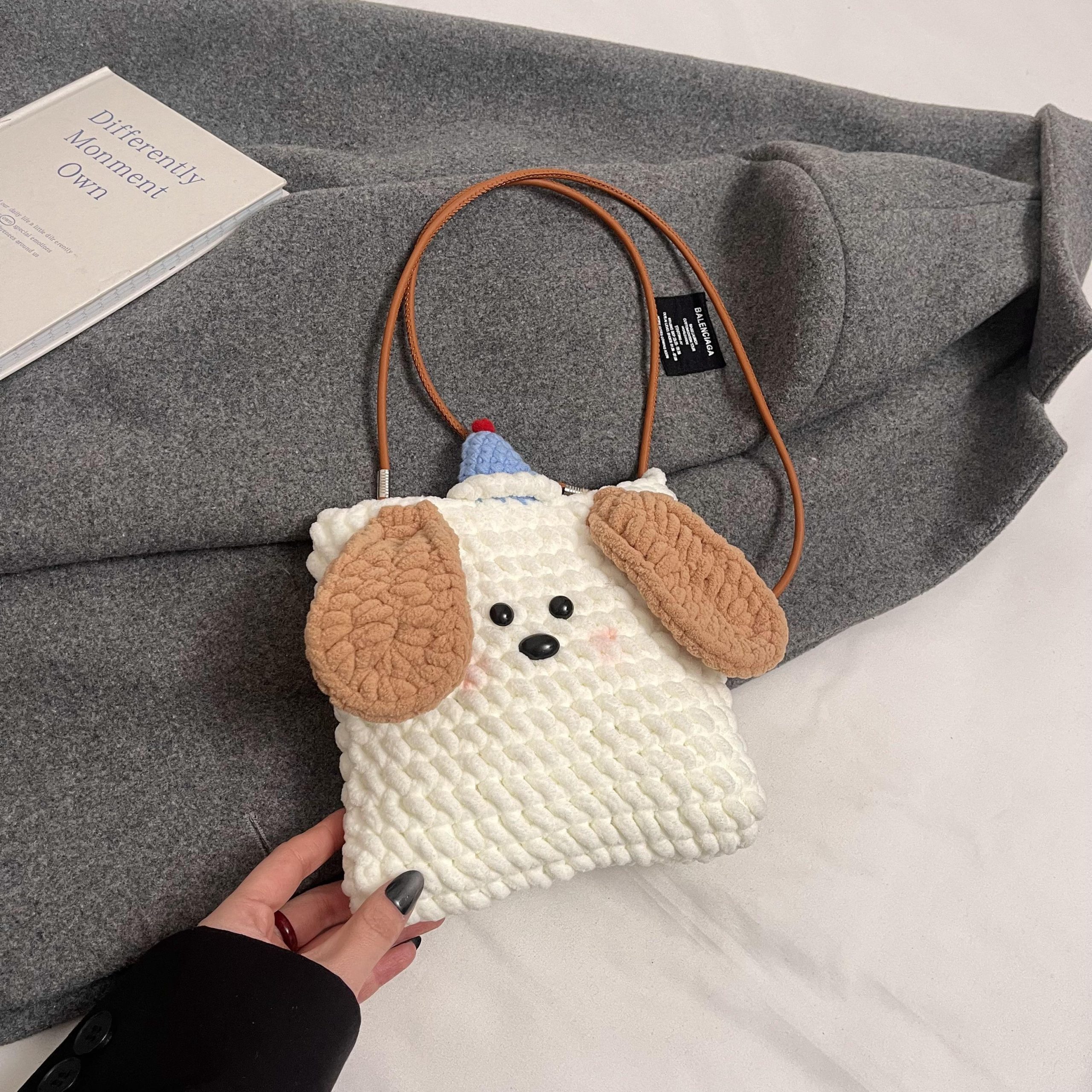 2025 Summer Quirky Cute Knitted Dog Mini Crossbody Phone Bag for Women - Trendy Fashion Accessory 2025 Summer Quirky Cute Knitted Dog Mini Crossbody Phone Bag for Women - Trendy Fashion Accessory